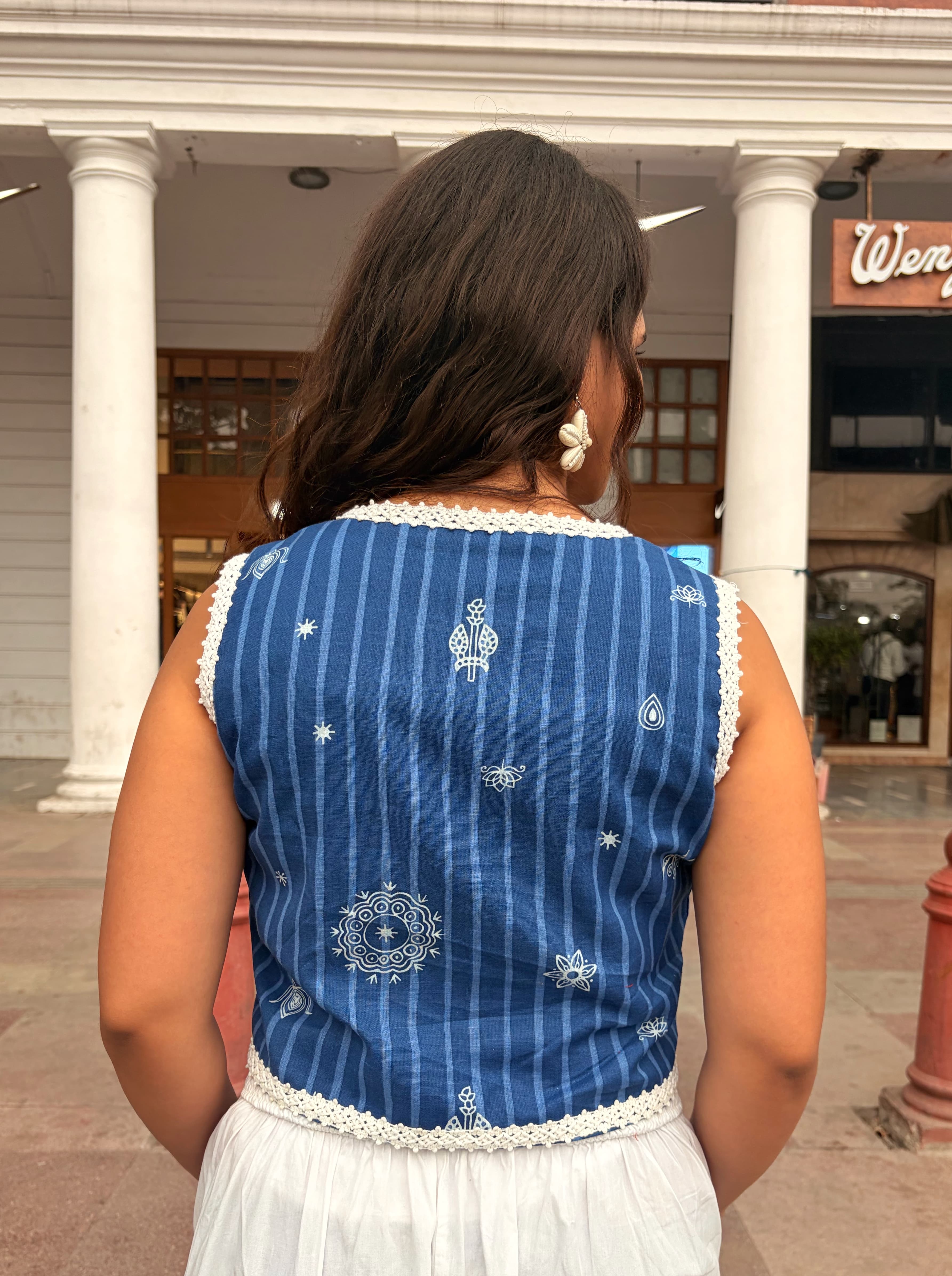 Skyloom Waistcoat view 4